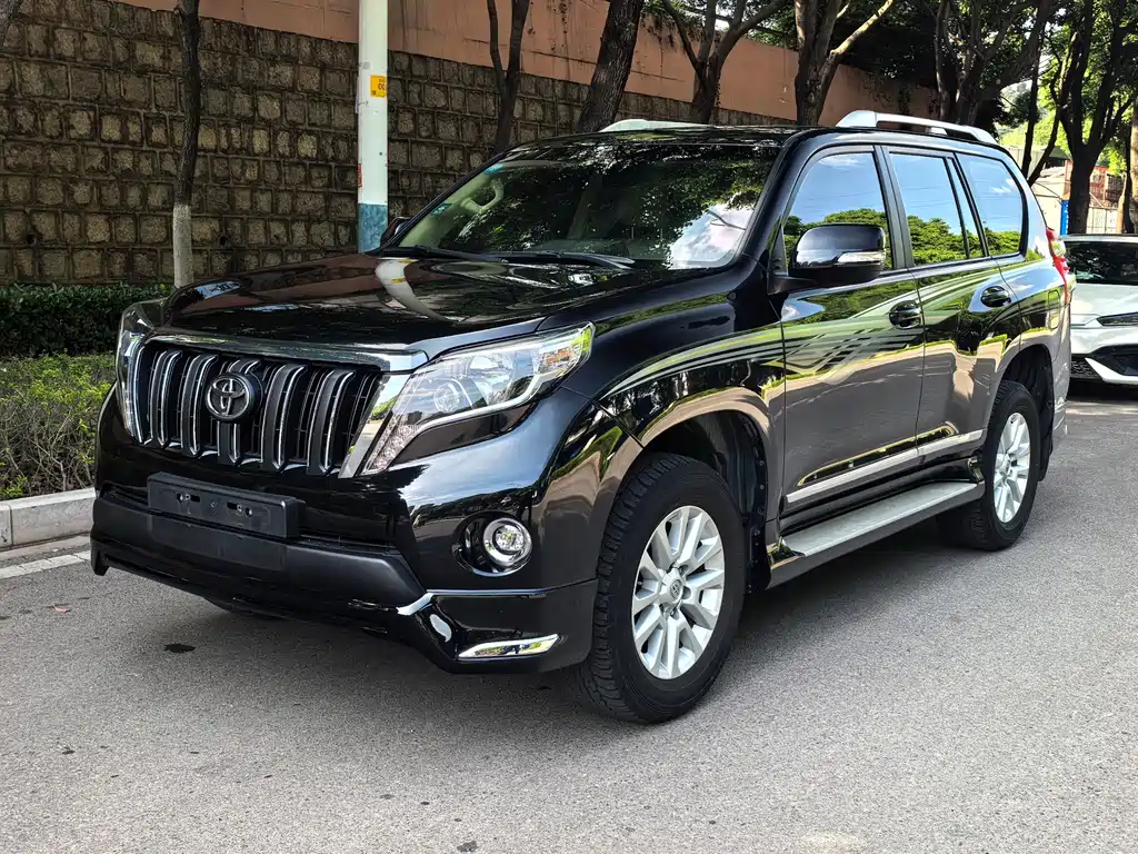 Toyota Prado 2017 — фото 2