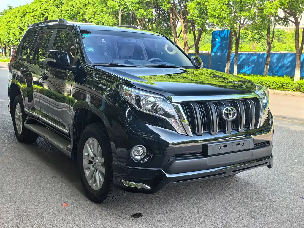 Toyota Prado 2017 — фото 17