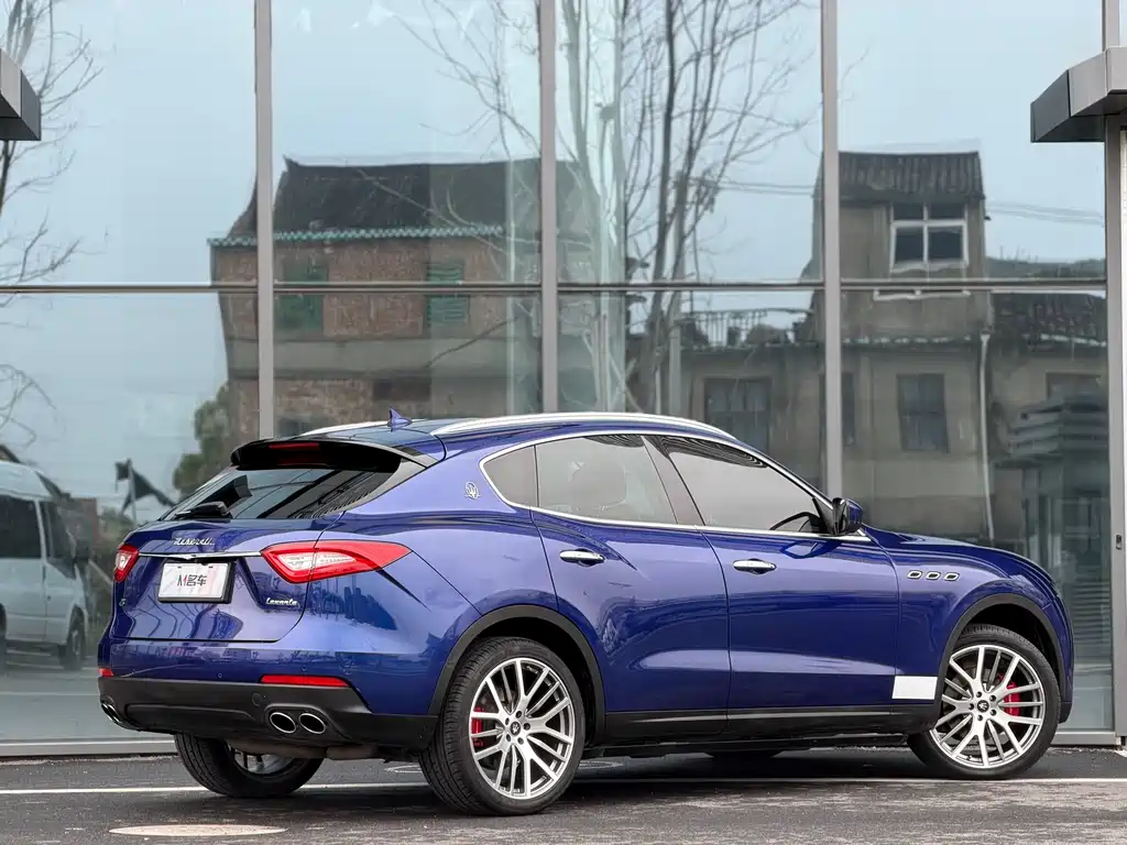 Maserati Levante 2018 — фото 5