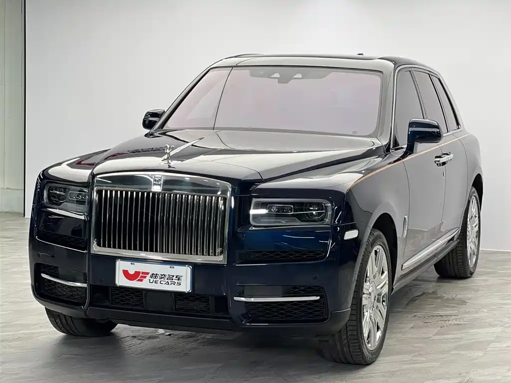 Rolls-Royce Cullinan 2022 — фото 1