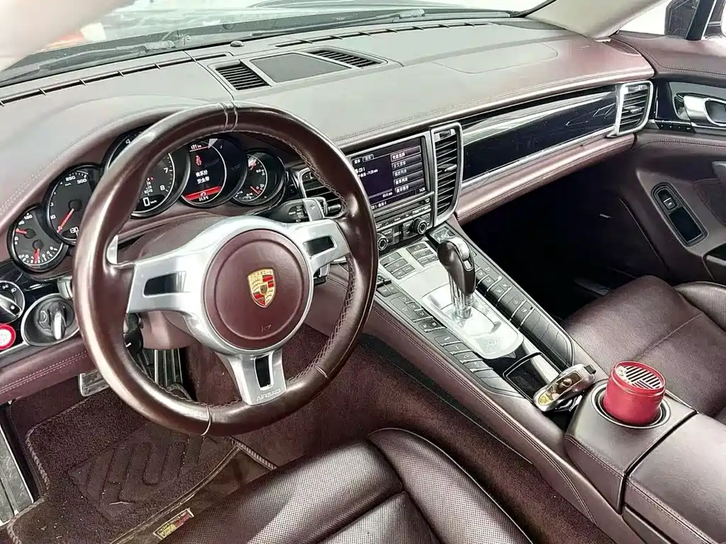 Porsche Panamera 2015 — фото 4
