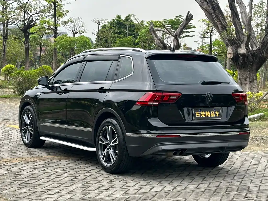 Volkswagen Tiguan L 2018 — фото 5