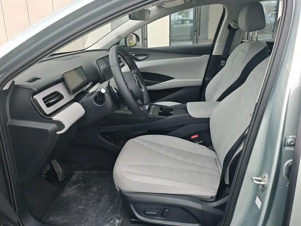 BYD Seal 06 2025