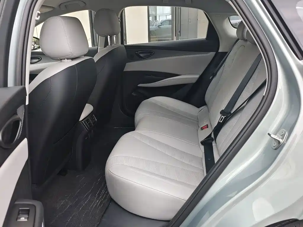 BYD Seal 06 2025
