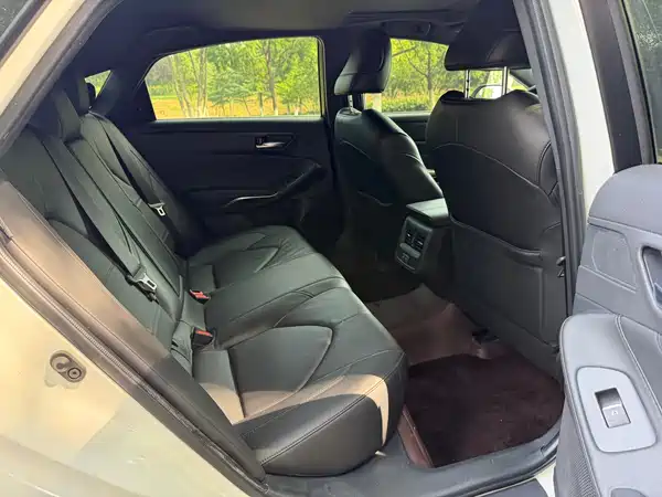 Toyota Avalon 2022