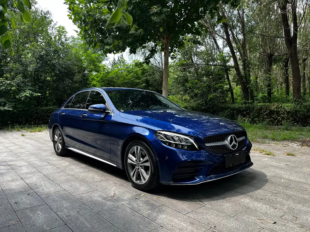 Mercedes-Benz C-Class 2019