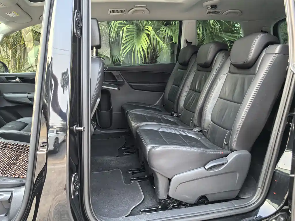 Volkswagen Sharan 2016 — фото 11
