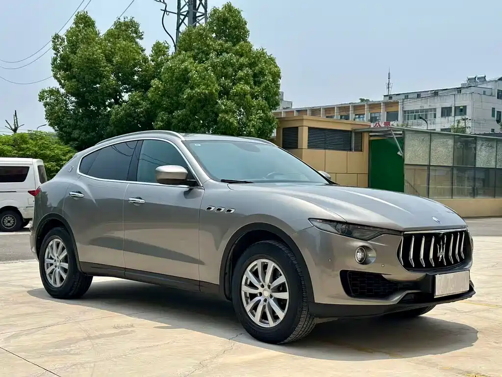 Maserati Levante 2016