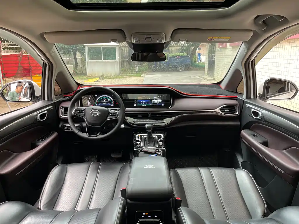 GAC Motor Trumpchi M6 2023 — фото 9