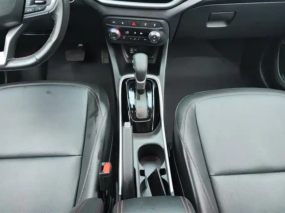 Chevrolet Trax 2021 — фото 16