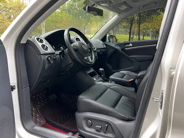 Volkswagen Tiguan 2015