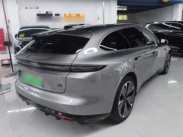 NIO ET5T 2025