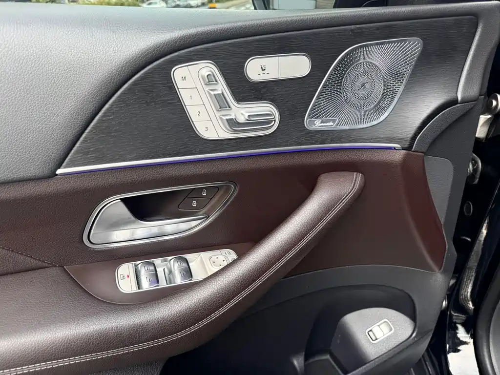Mercedes-Benz GLE 2020 — фото 15