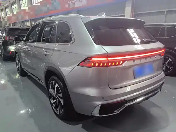 Geely Xingyue L 2023
