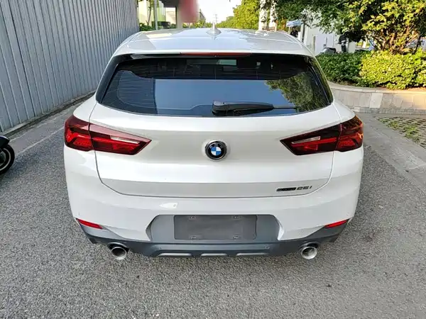 BMW X2 2021