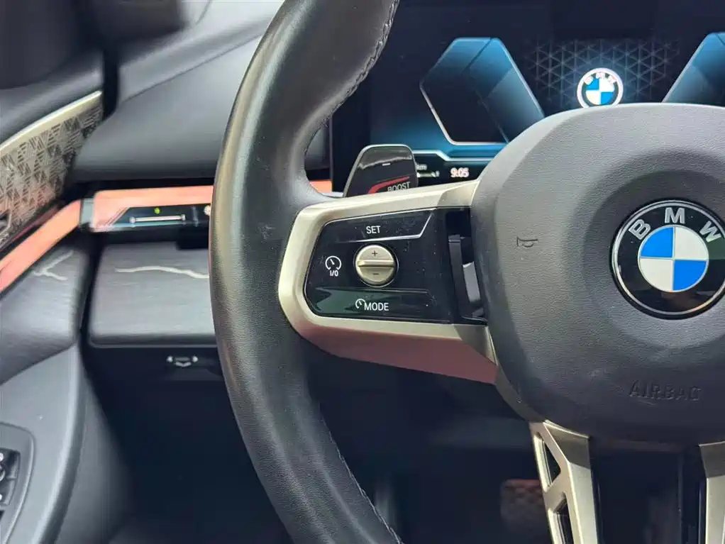 BMW 5 Series 2024 — фото 15
