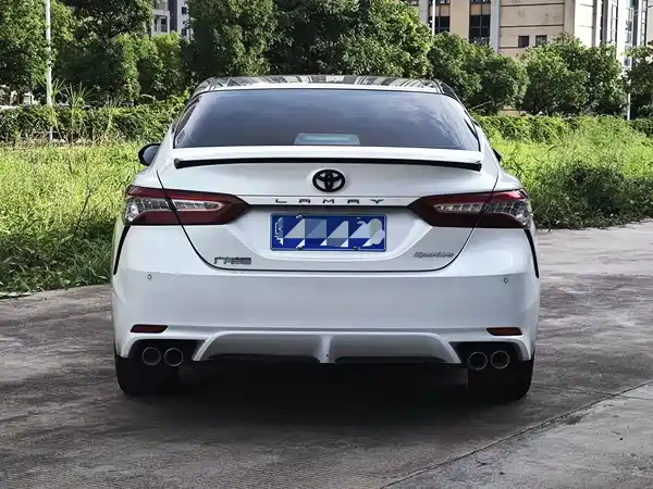 Toyota Camry 2018