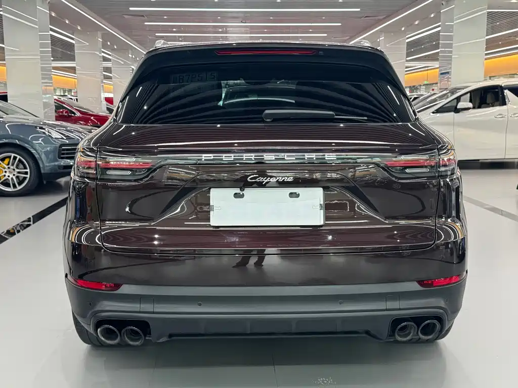 Porsche Cayenne 2019 — фото 5
