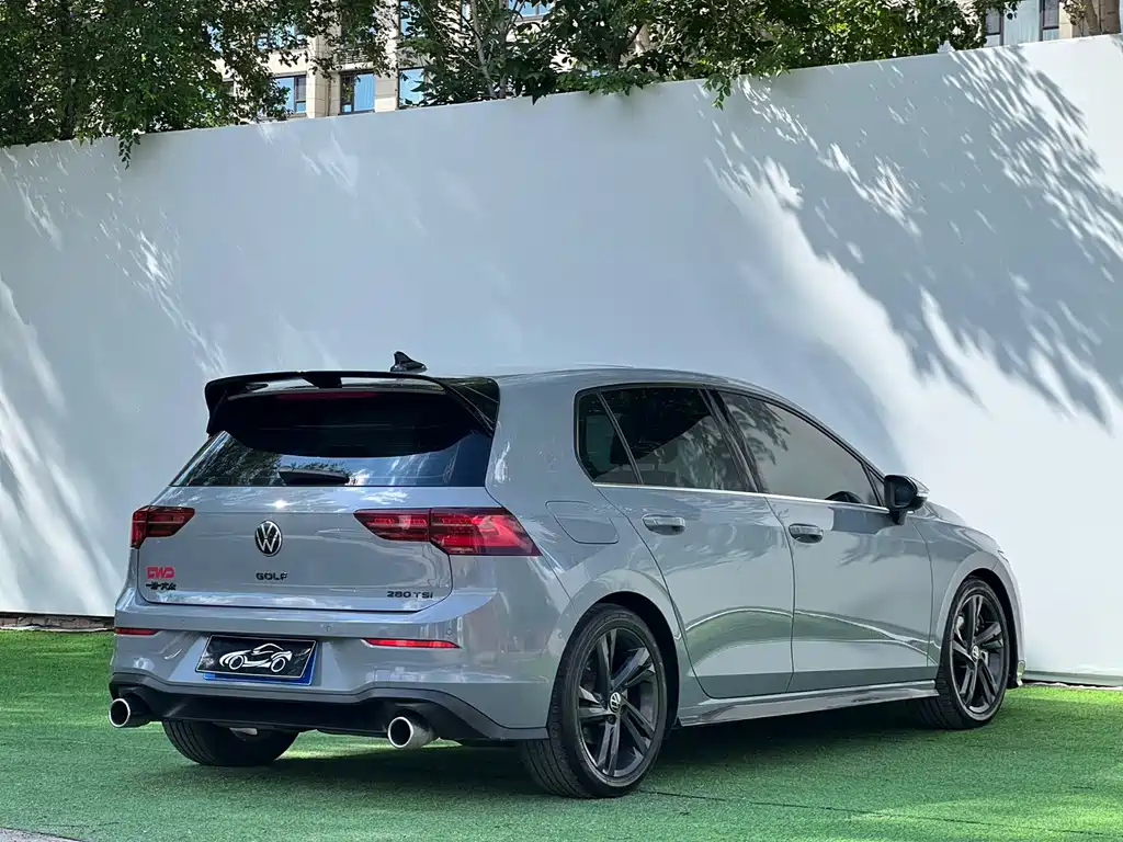 Volkswagen Golf 2022