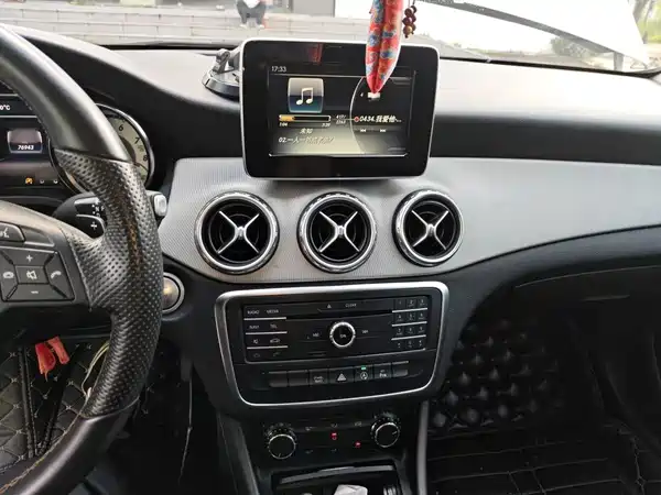 Mercedes-Benz GLA 2016