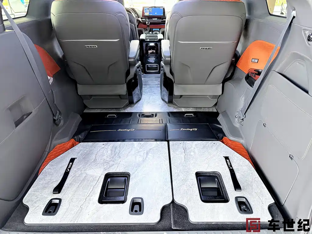 Toyota Granvia — фото 17