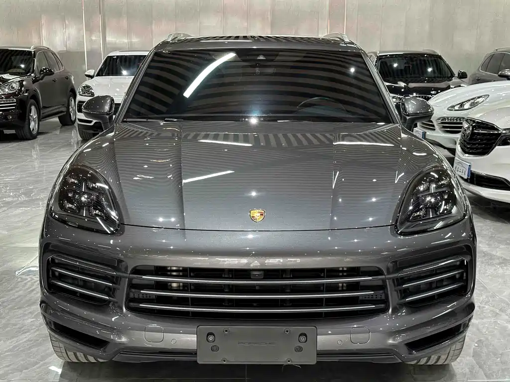 Porsche Cayenne 2023 — фото 2