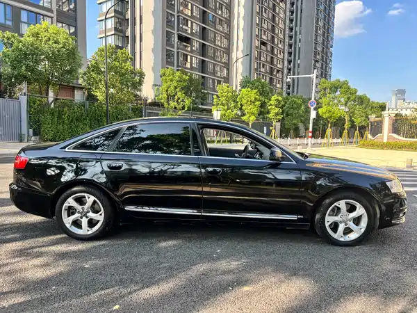 Audi A6L 2011
