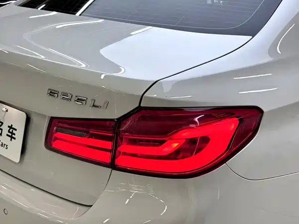 BMW 5 Series 2019