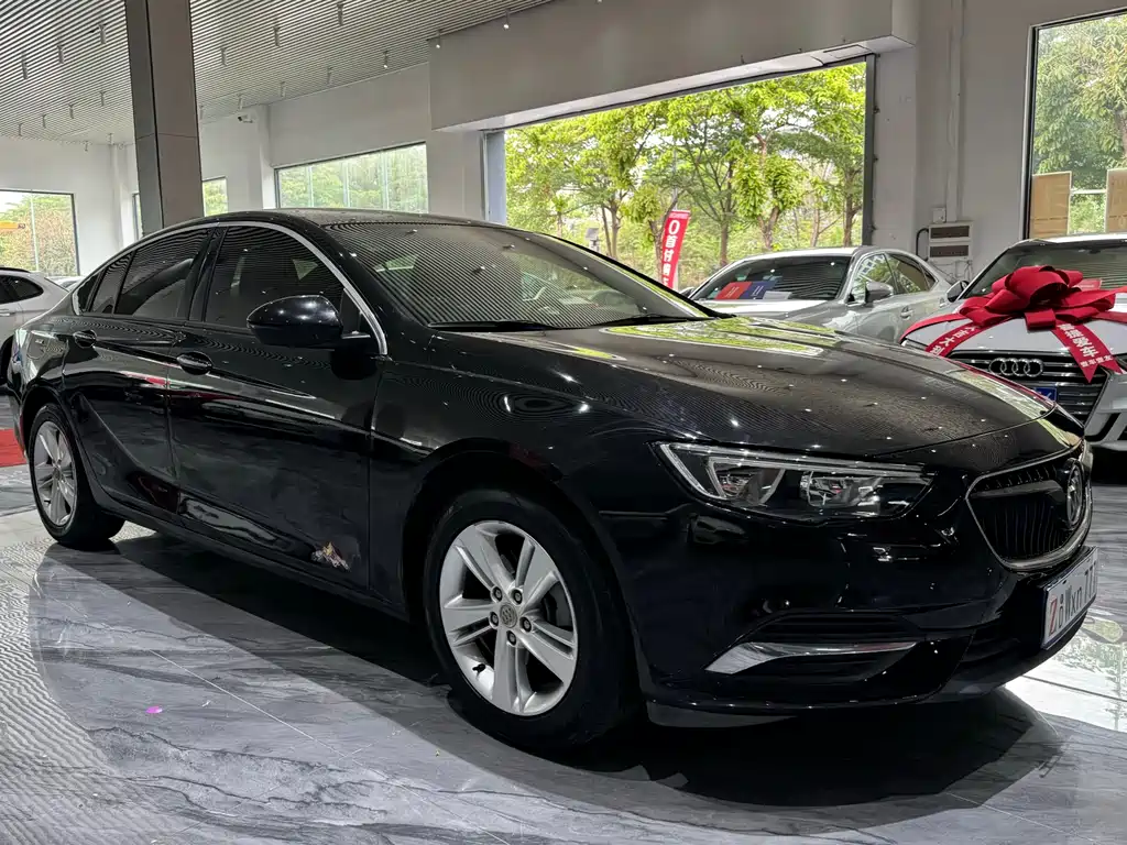 Buick Regal 2019 — фото 3