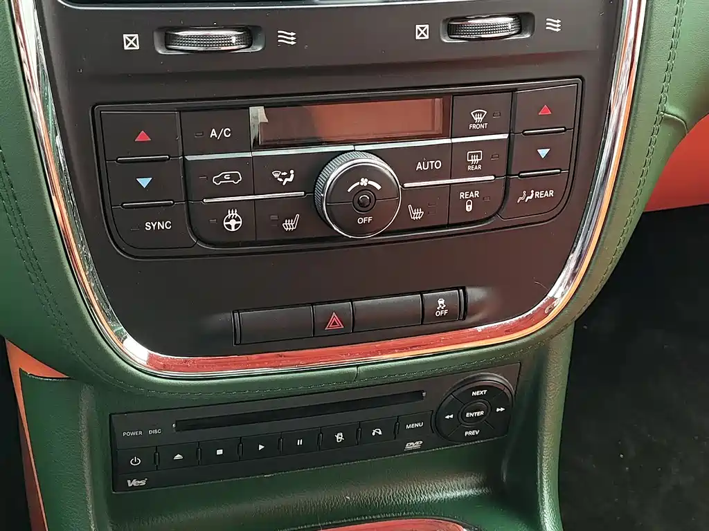 Chrysler Grand Voyager 2013 — фото 14