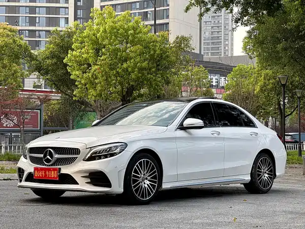 Mercedes-Benz C-Class 2020