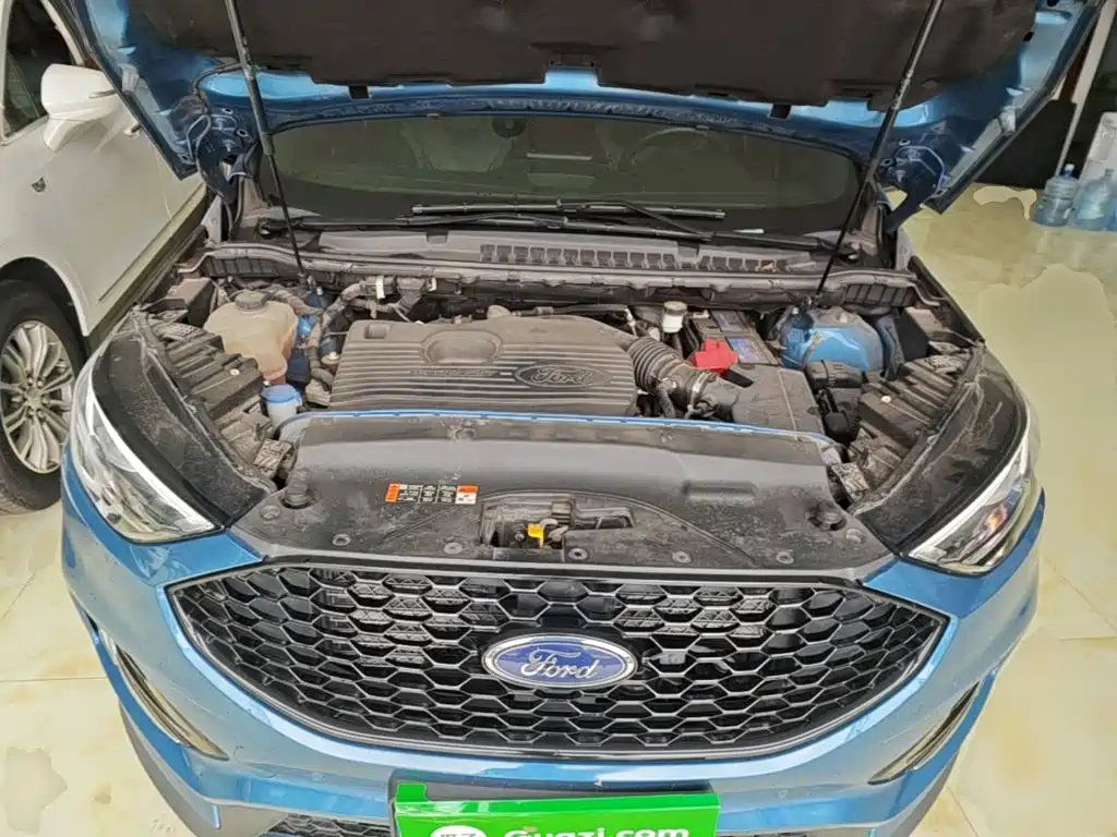 Ford Edge 2019 — фото 20