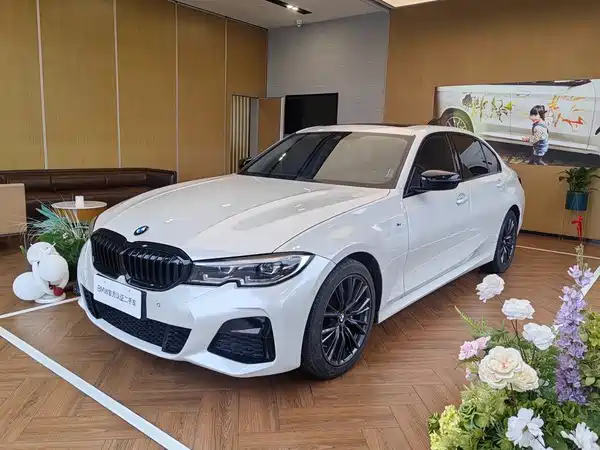 BMW 3 Series 2022