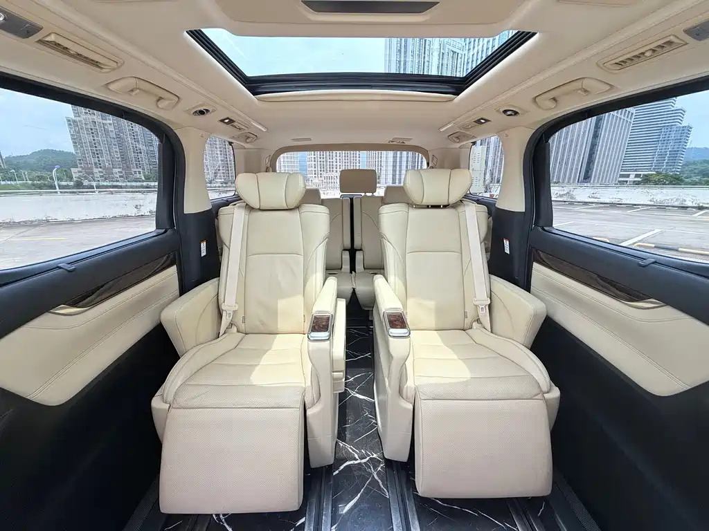 Toyota Alphard 2019 — фото 9