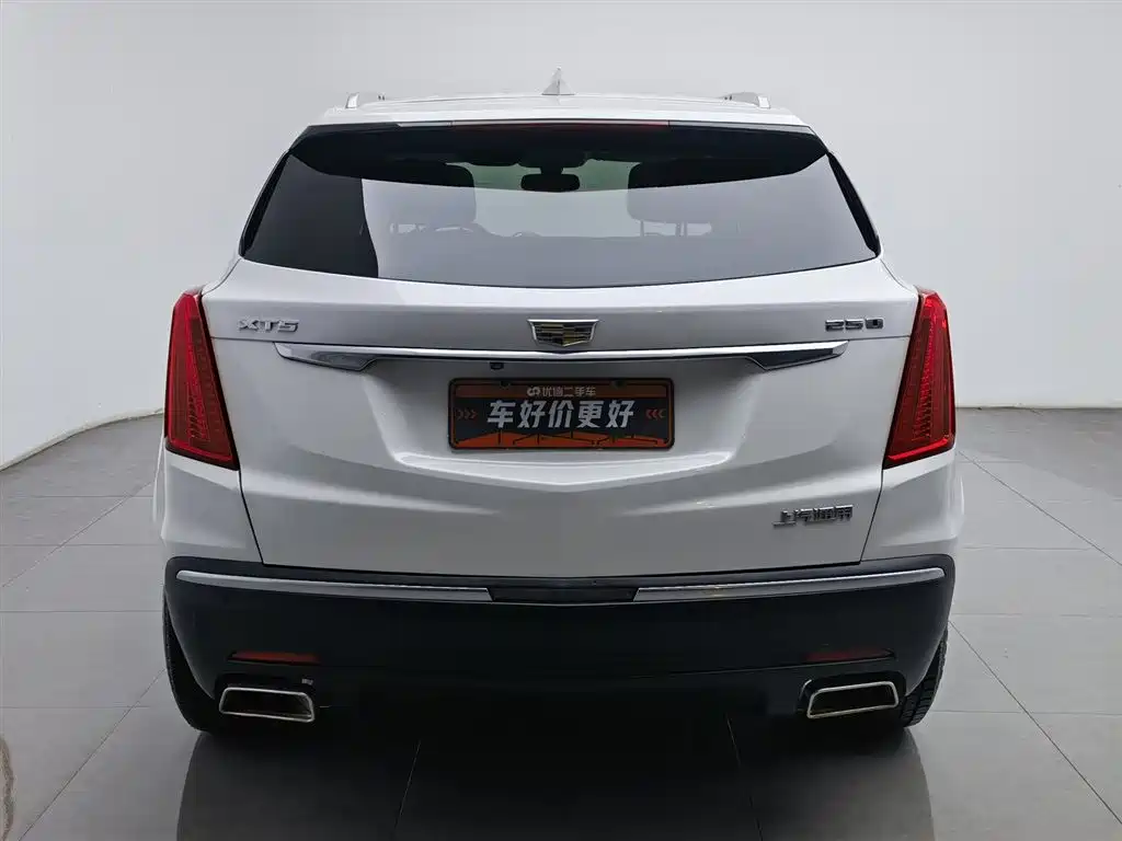 Cadillac XT5 2018 — фото 4