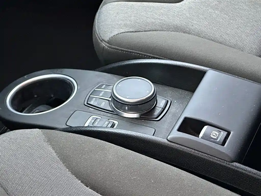 BMW i3 2018 — фото 11