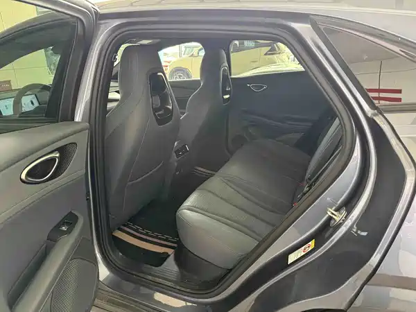 BYD Seal 06GT 2025