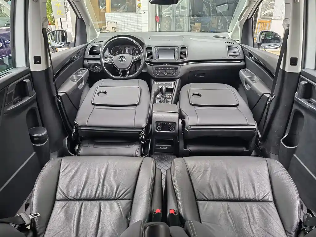 Volkswagen Sharan 2019 — фото 24