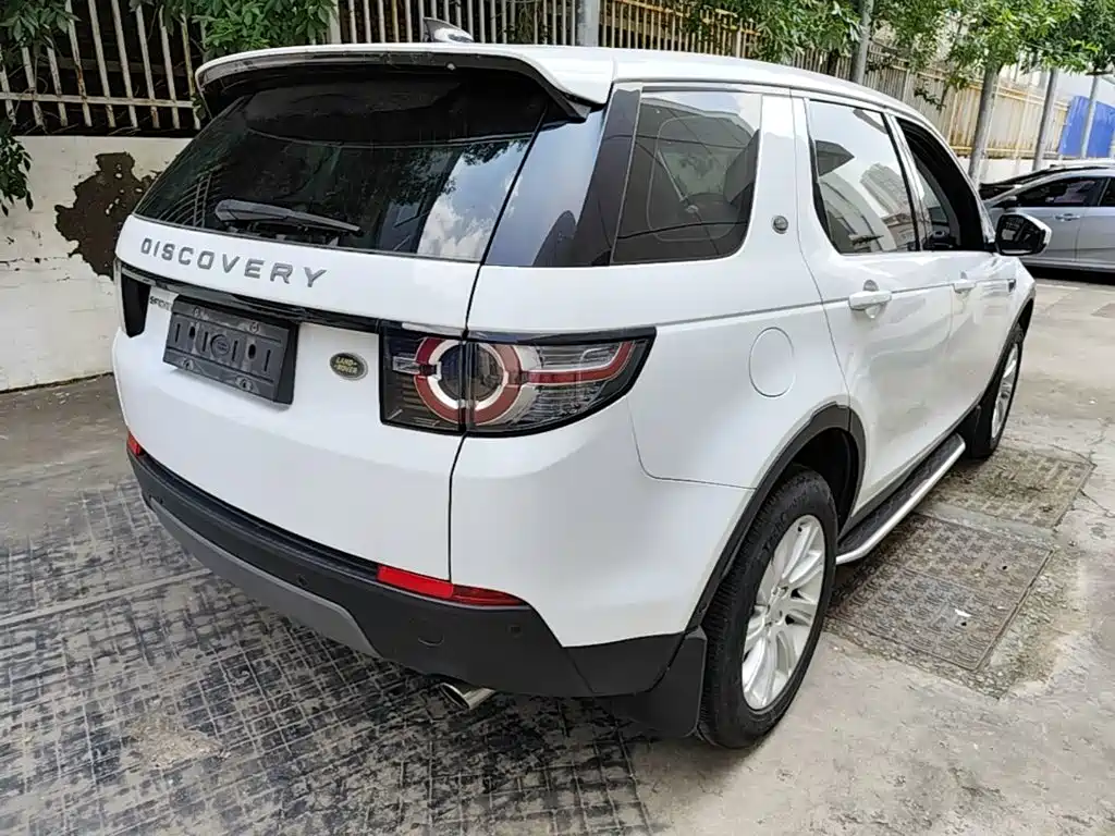 Land Rover Discovery Sport 2018 — фото 7