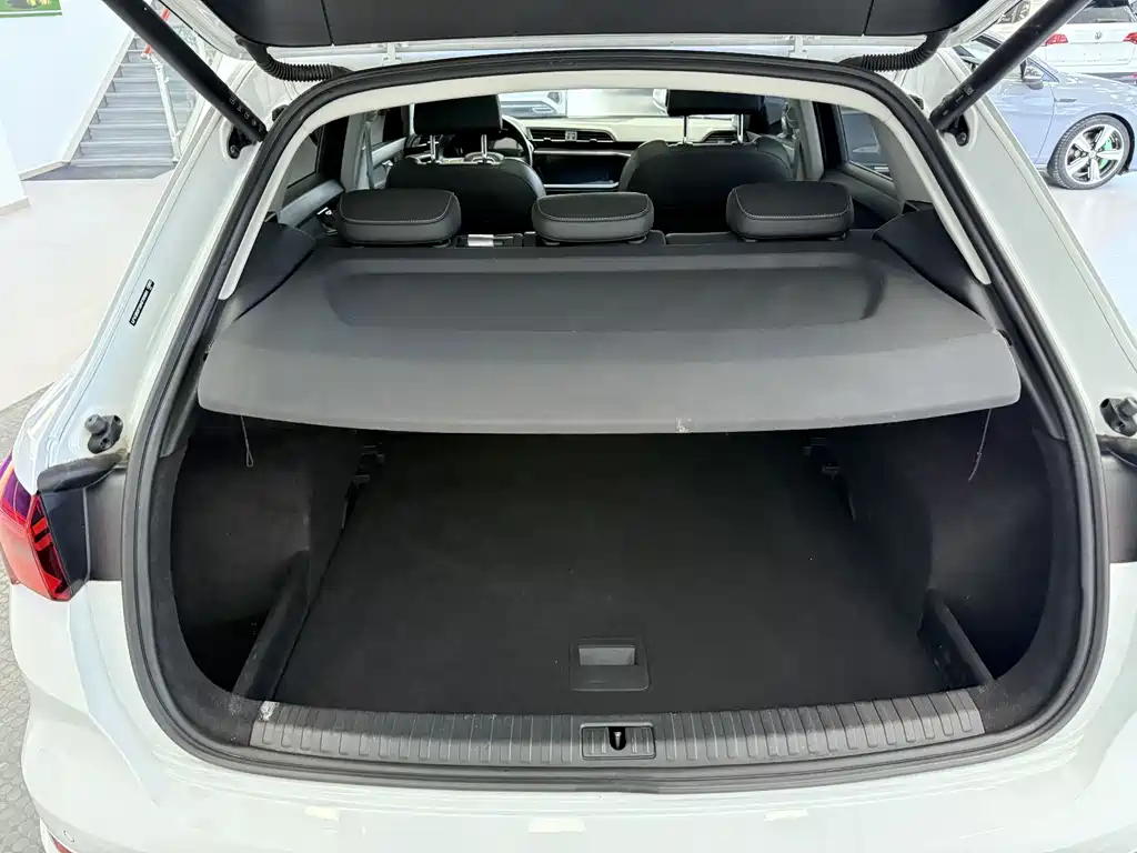 Audi Q3 2023 — фото 17
