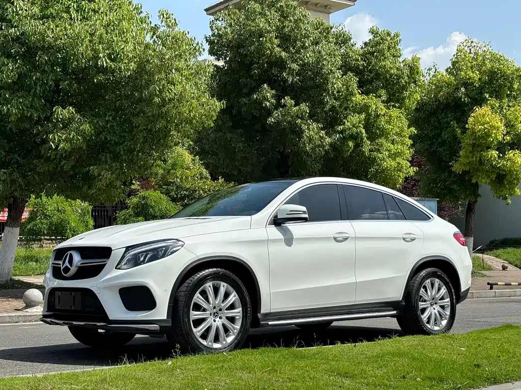 Mercedes-Benz GLE Coupe 2017 — фото 1