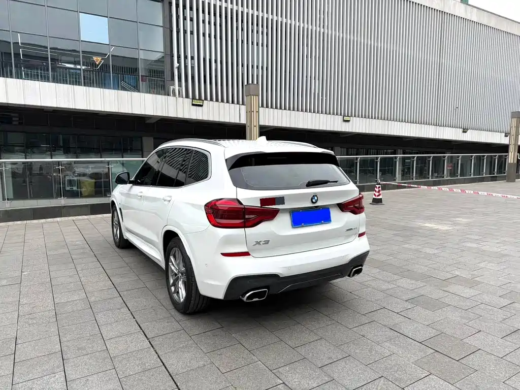 BMW X3 2021