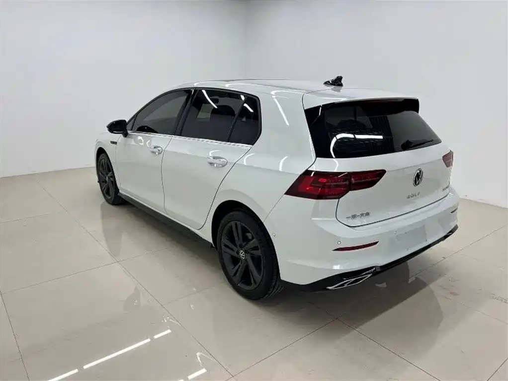 Volkswagen Golf 2022