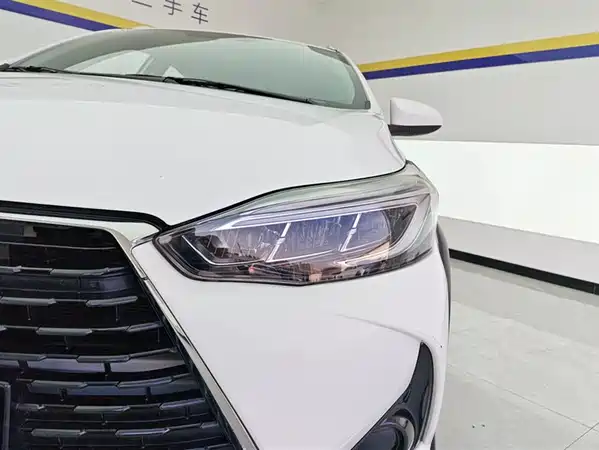 Toyota Yaris L 2020