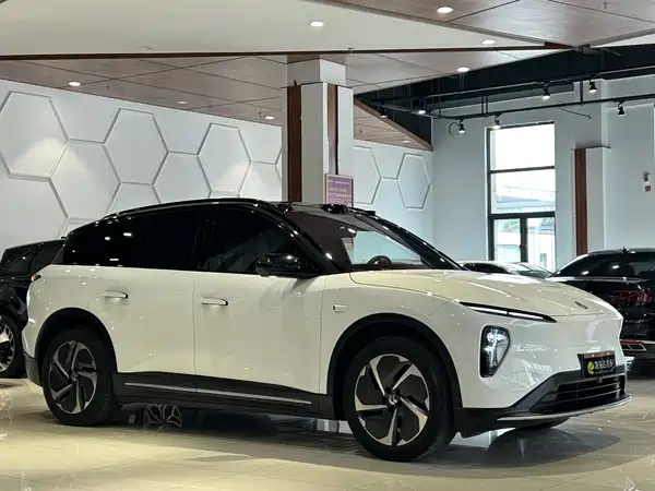 NIO ES6 2025