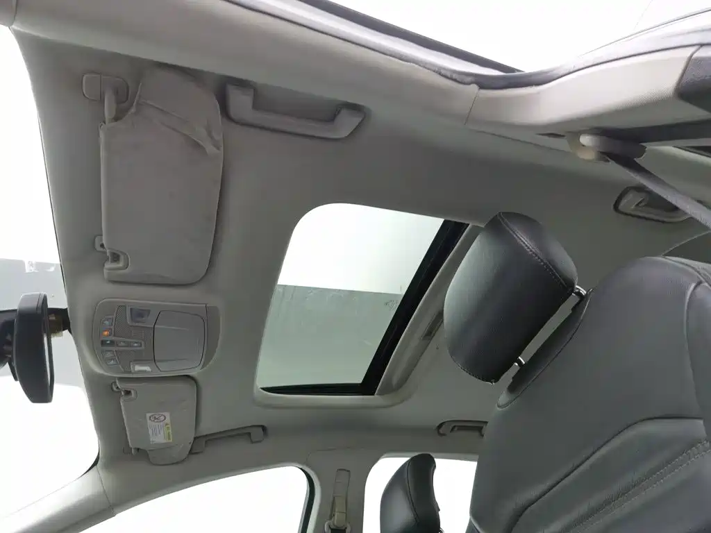 Ford Mondeo 2014 — фото 14