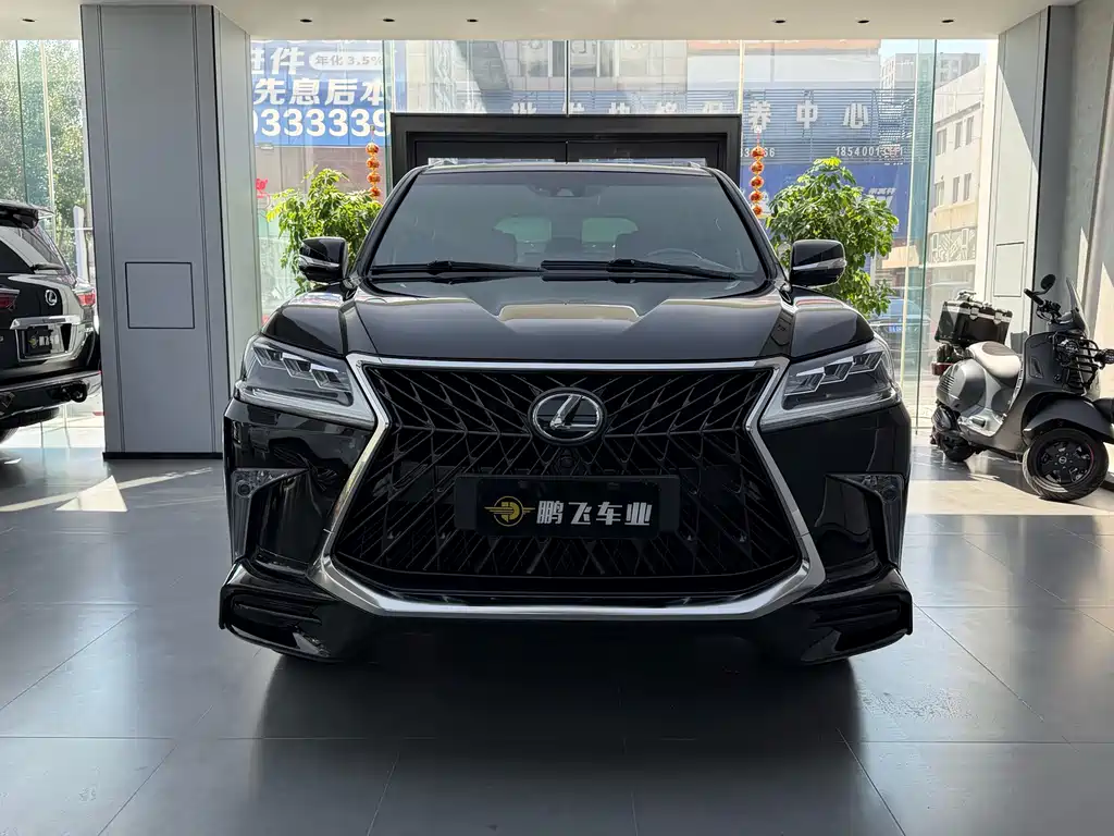 Lexus LX 2019 — фото 2
