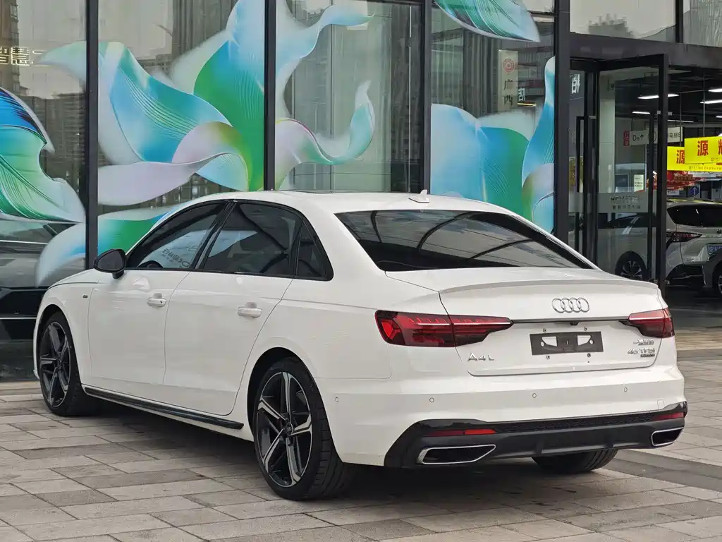 Audi A4L 2022