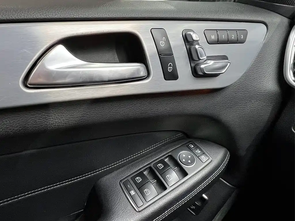 Mercedes-Benz GLE AMG 2018 — фото 14