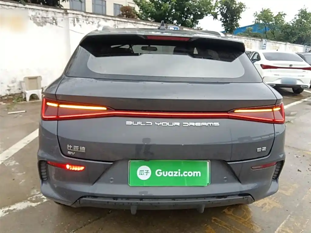 BYD e2 2021